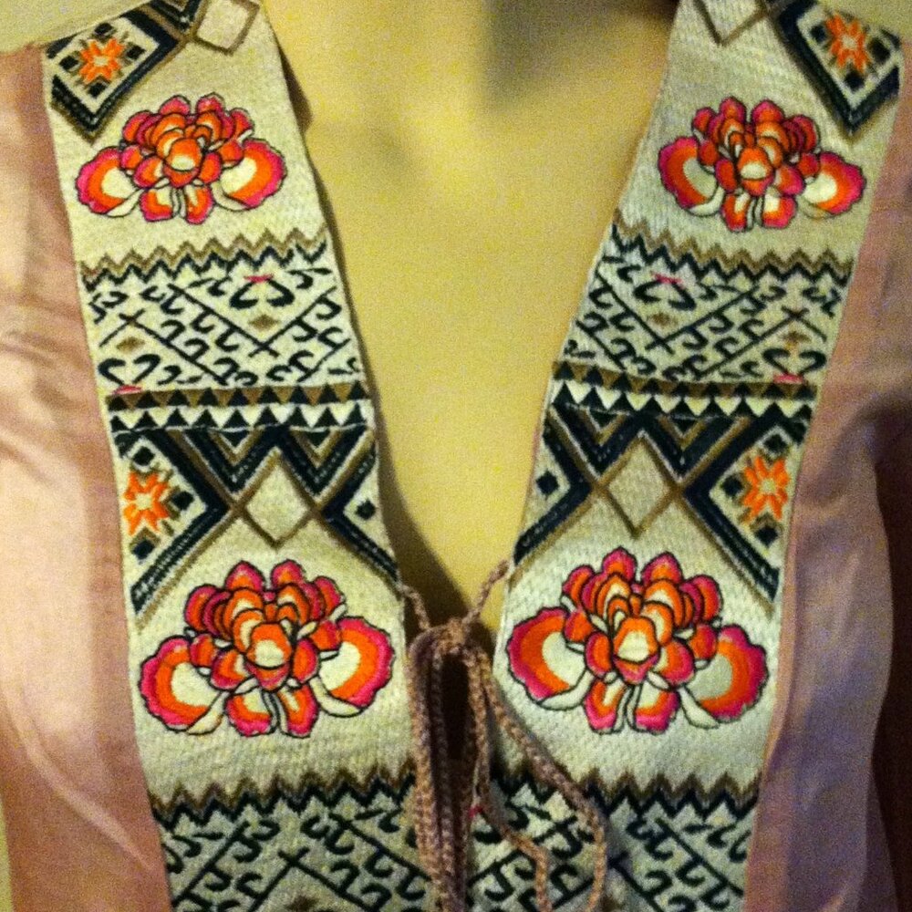 New Odd Molly Powder 100% Silk Blouse Size1 (Small) & Size 4 (X-Large) - Picture 10 of 11